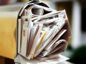Briefkasten überfüllt
